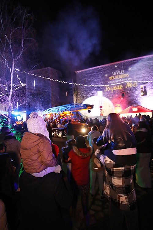 arrivée pompiers et Père Noël 12 décembre article