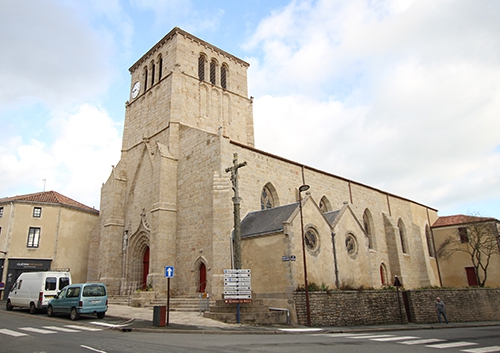 EgliseSaint-pierre1 copie