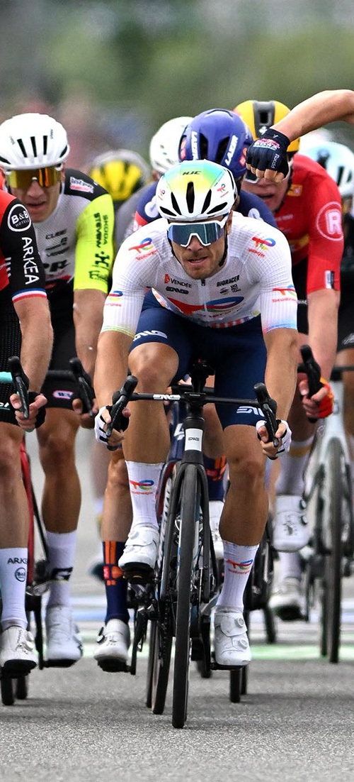 emilien jeannière une