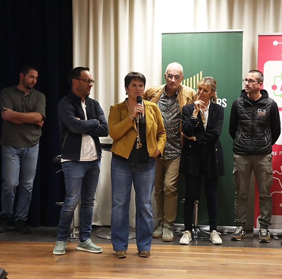 remise de chèque IVB christophe Hogard (40) copie