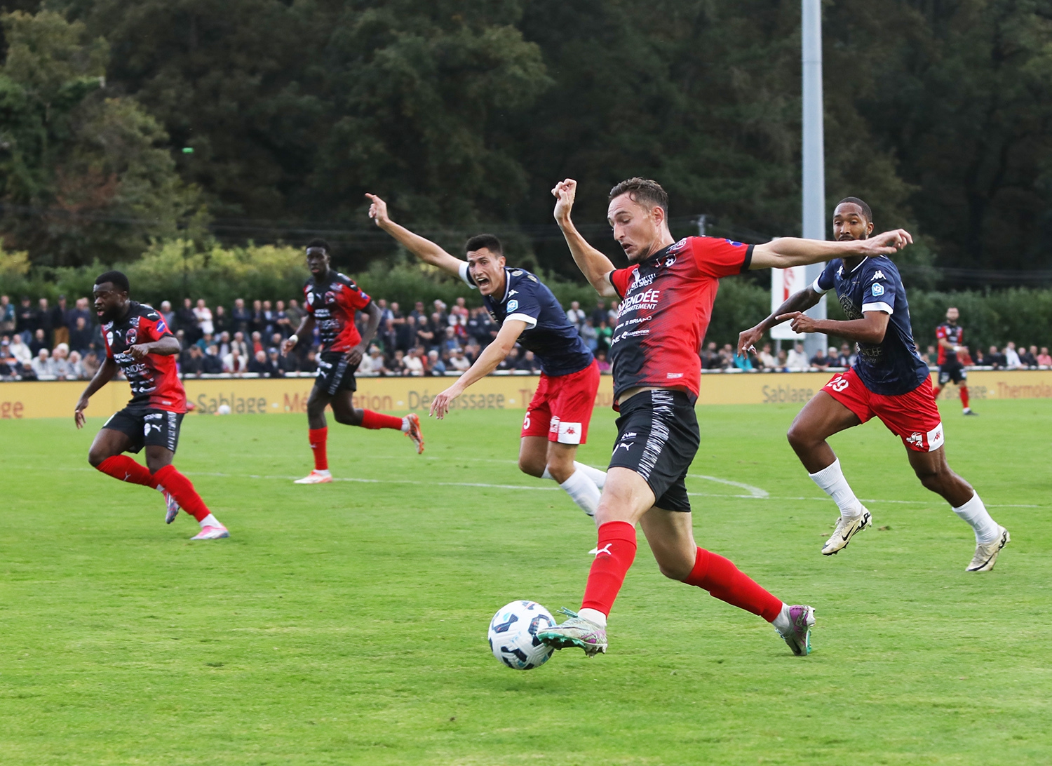 VHF-La Roche 0-0 big
