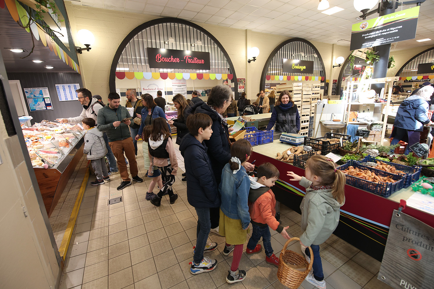 Chasse aux oeufs et printemps du marché big