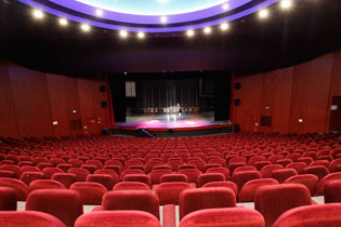 Theatre Pierre Barouh